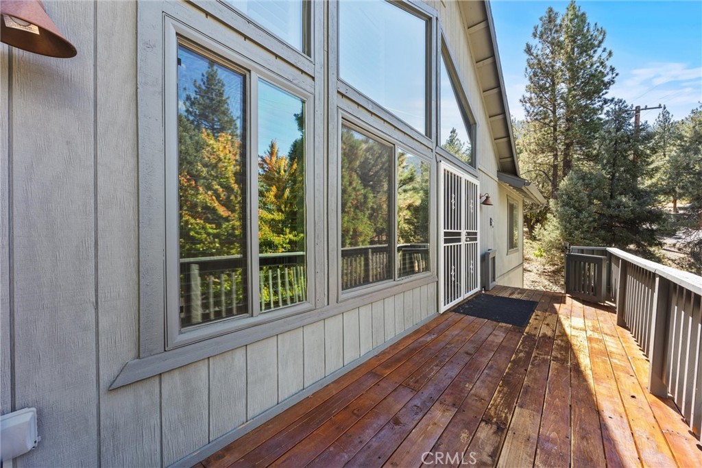 1928 Woodland Drive Property Photo 8