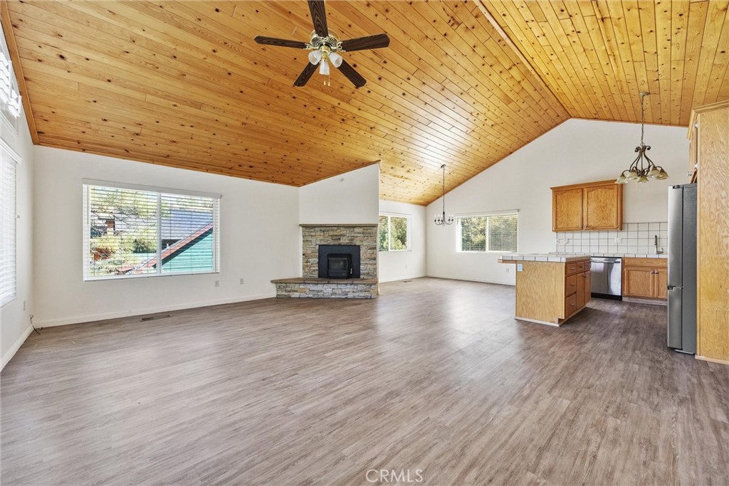 1928 Woodland Drive Property Photo 10