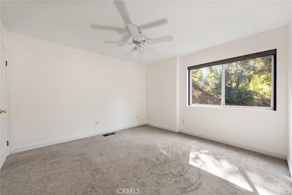 1928 Woodland Drive Property Photo 18