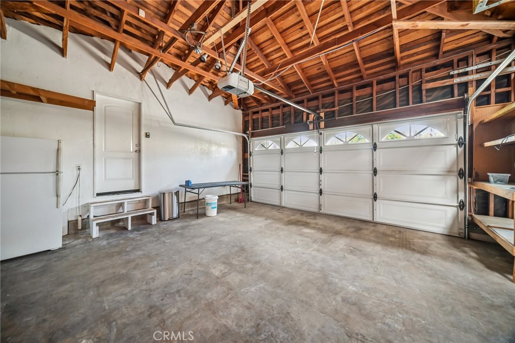 9509 Jellico Avenue Property Photo 46
