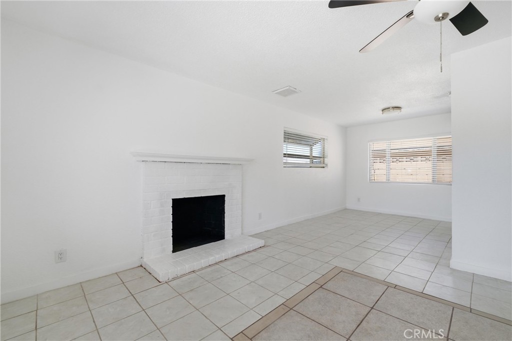 44338 23rd Street W Property Photo 4