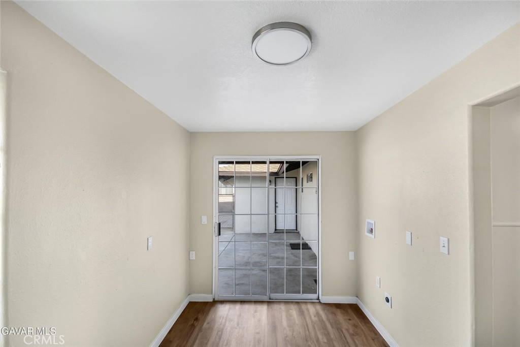 45503 11th Street West Property Photo 11