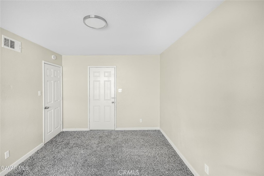 45503 11th Street West Property Photo 29