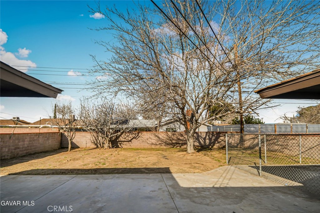 45503 11th Street West Property Photo 31