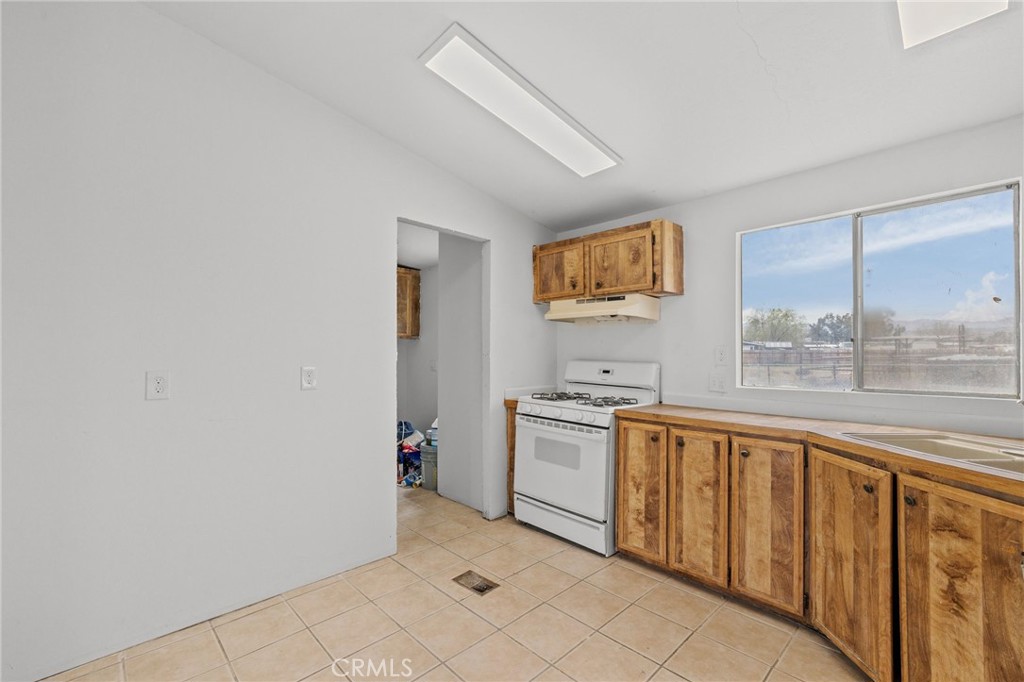 28106 Highway 119 Property Photo 34