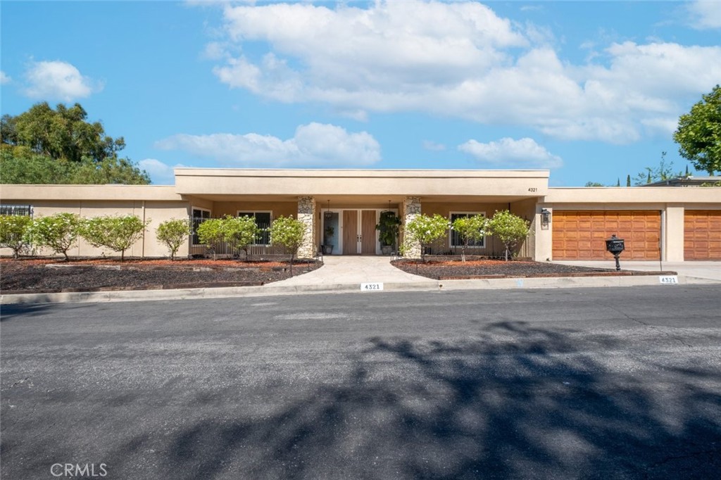 4321 Clear Valley Drive Property Photo 1