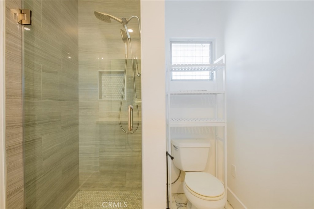 4321 Clear Valley Drive Property Photo 34