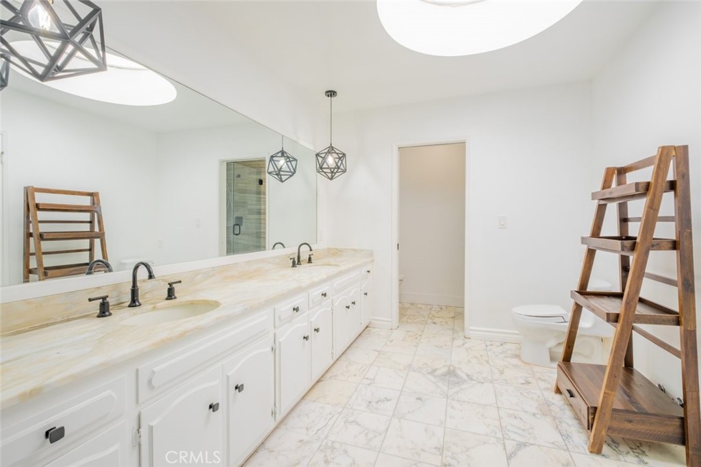 4321 Clear Valley Drive Property Photo 49