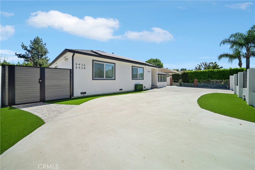 8434 Oakdale Avenue Property Photo 4