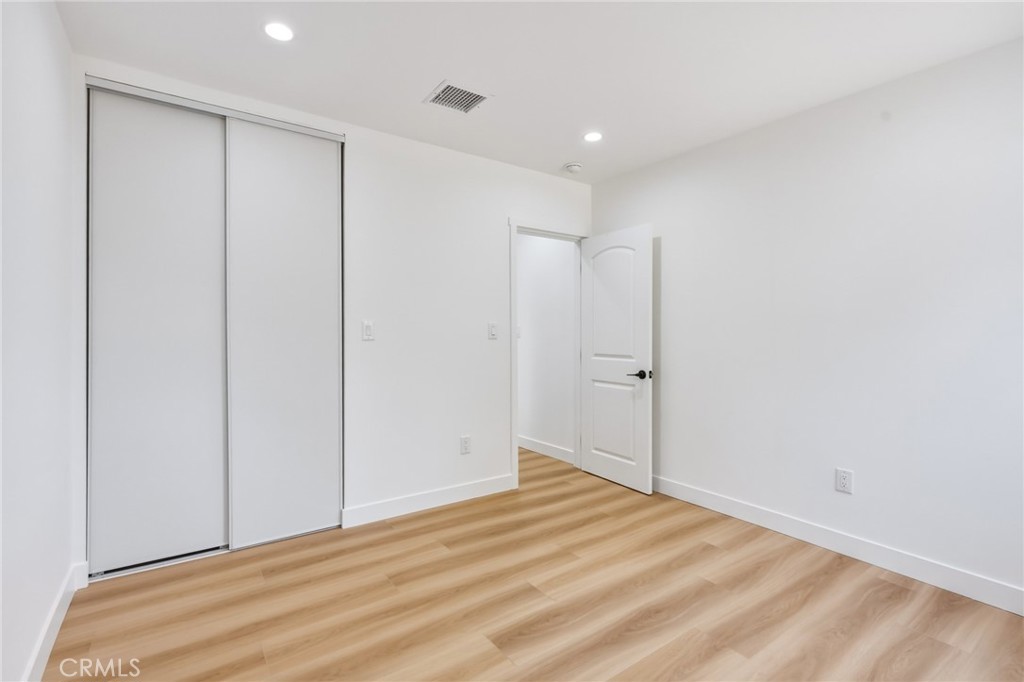1433 N Neptune Property Photo 23