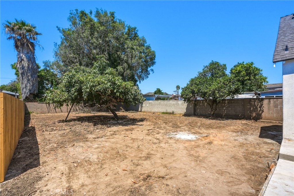 1433 N Neptune Property Photo 28