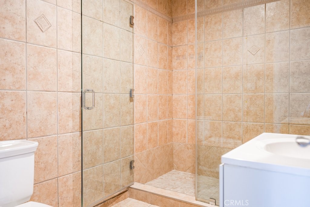 6506 Teesdale Avenue Property Photo 14