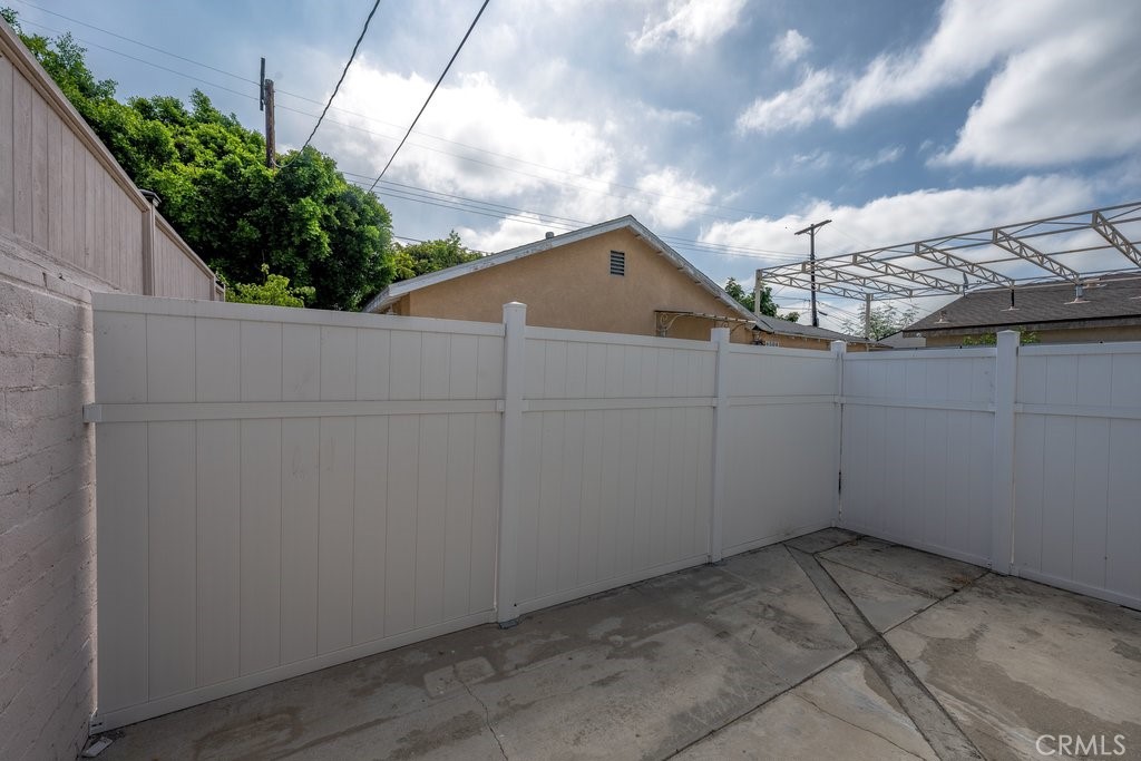 6506 Teesdale Avenue Property Photo 18