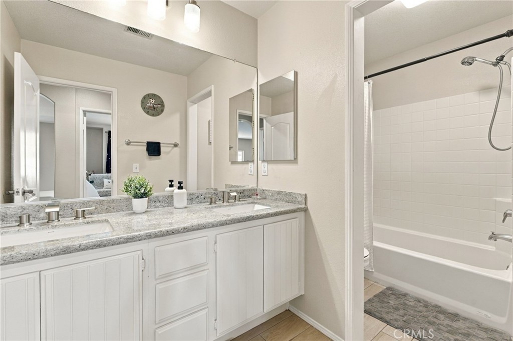 23301 Anacapa Property Photo 32
