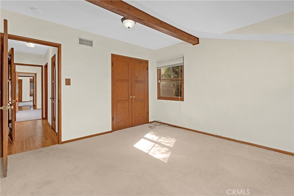 15516 Huston Street Property Photo 19