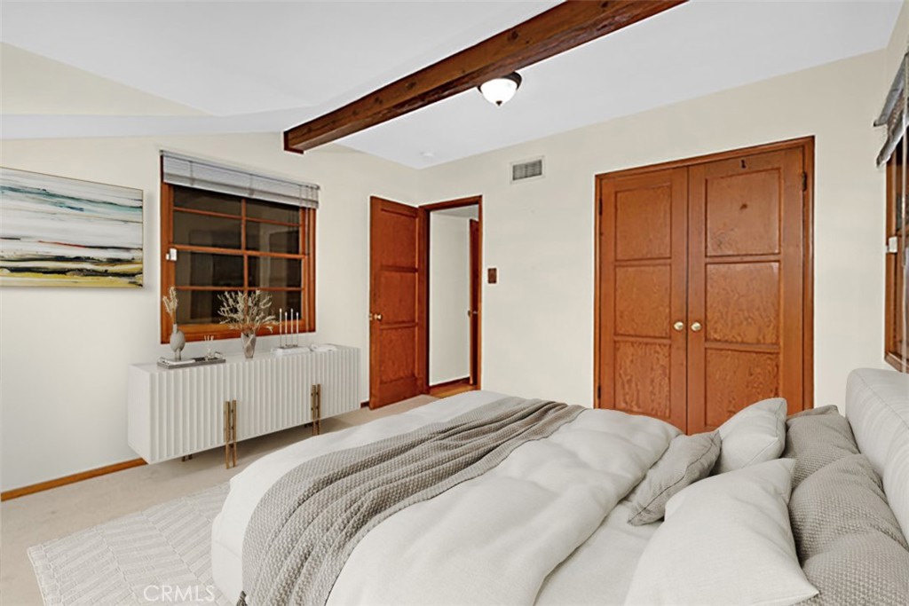15516 Huston Street Property Photo 20