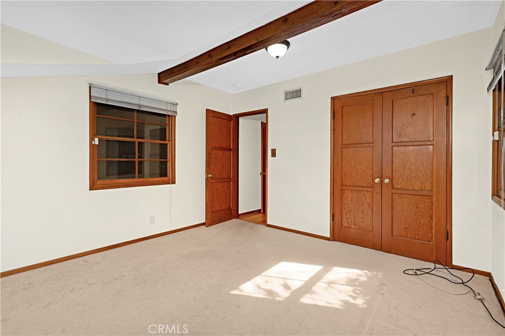 15516 Huston Street Property Photo 21