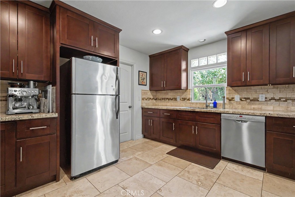 7329 Sausalito Property Photo 1