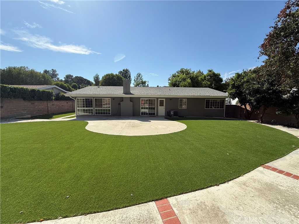 5840 Valerie Property Photo 2