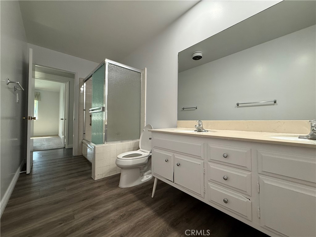 5840 Valerie Property Photo 29