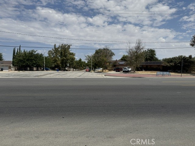 1610 W Ave L Property Photo 3