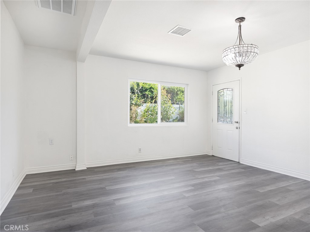 5020 Topanga Canyon Boulevard Property Photo 4