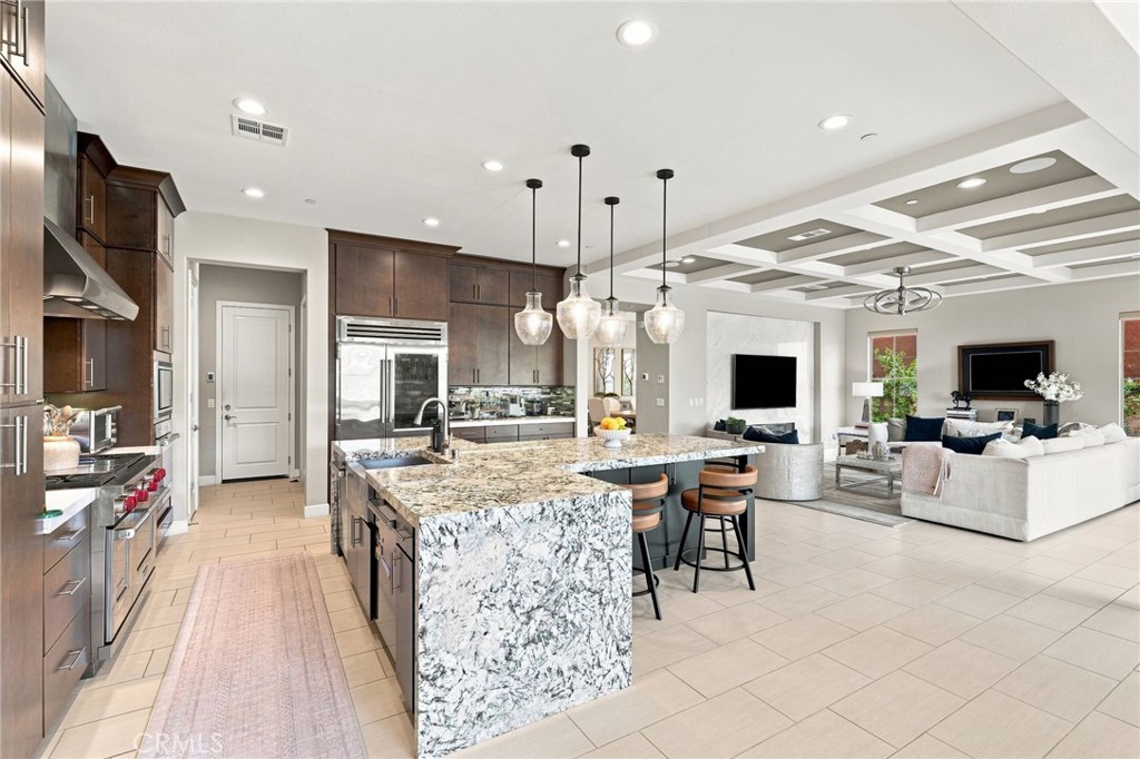 24357 W Clear Creek Property Photo 17
