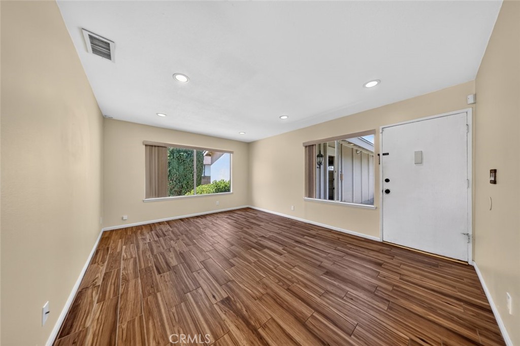 2380 Bryson Place Property Photo 6