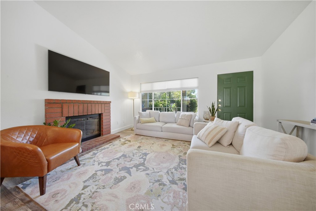 44719 Tarragon Drive Property Photo 11