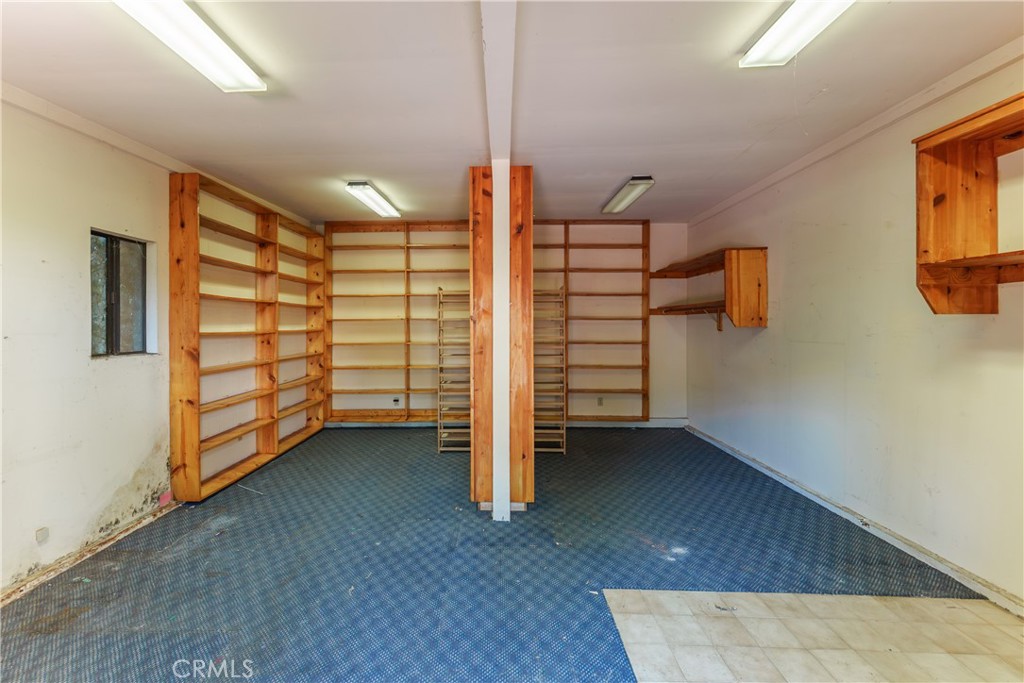 11209 La Maida Property Photo 18