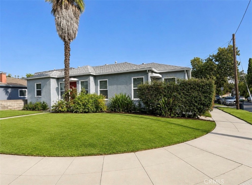716 Fischer Property Photo 8