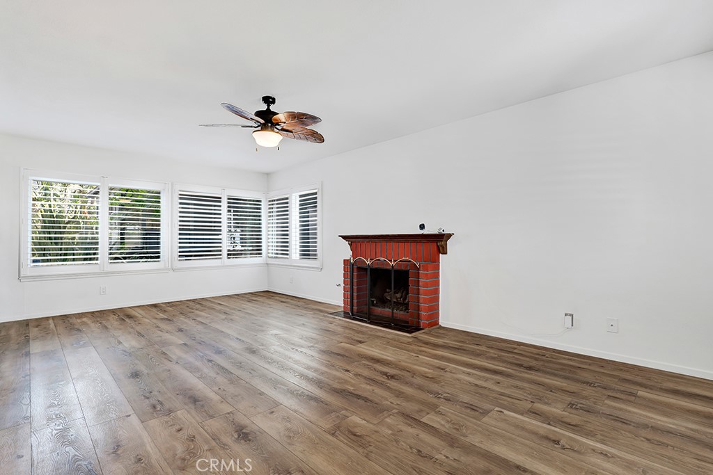 2048 Shelby Lane Property Photo 9