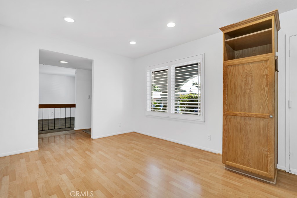 2048 Shelby Lane Property Photo 10