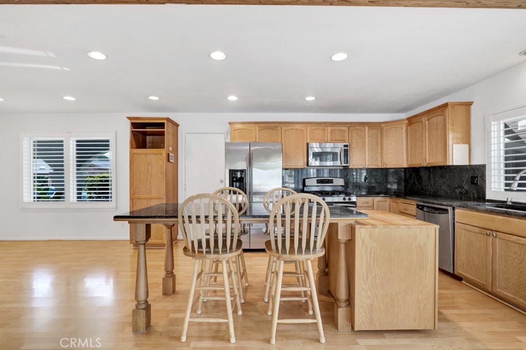 2048 Shelby Lane Property Photo 11