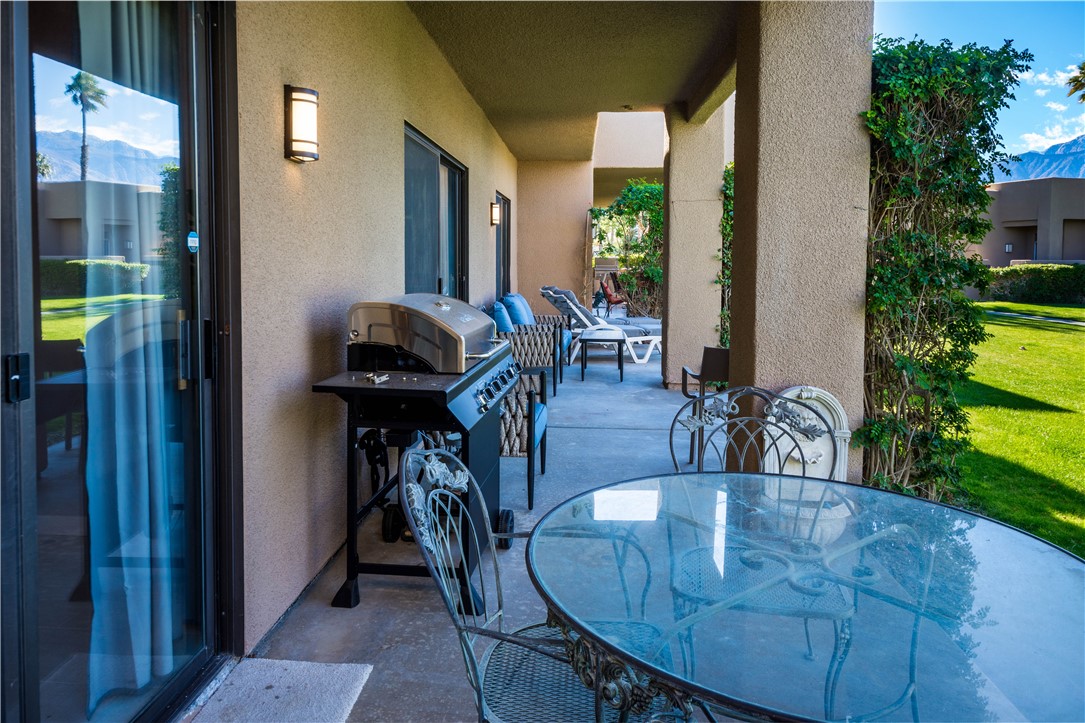 28817 Isleta Court Property Photo 16