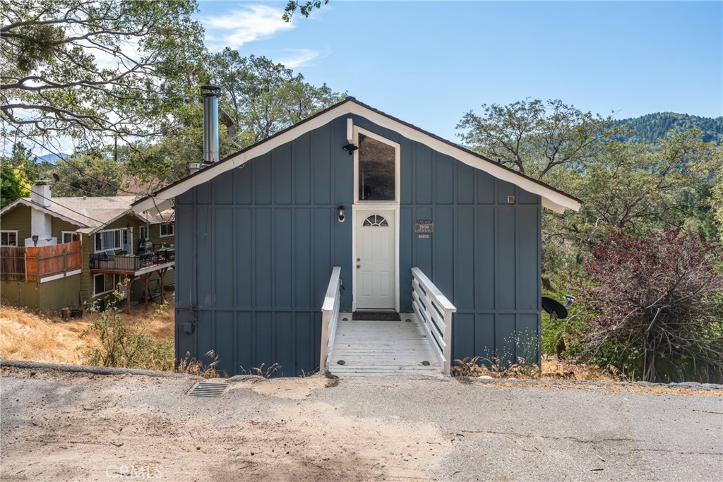29199 Lake Brook Property Photo 4