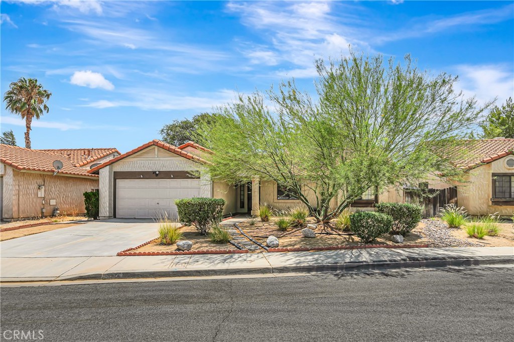 4930 Golden Eagle Property Photo 3