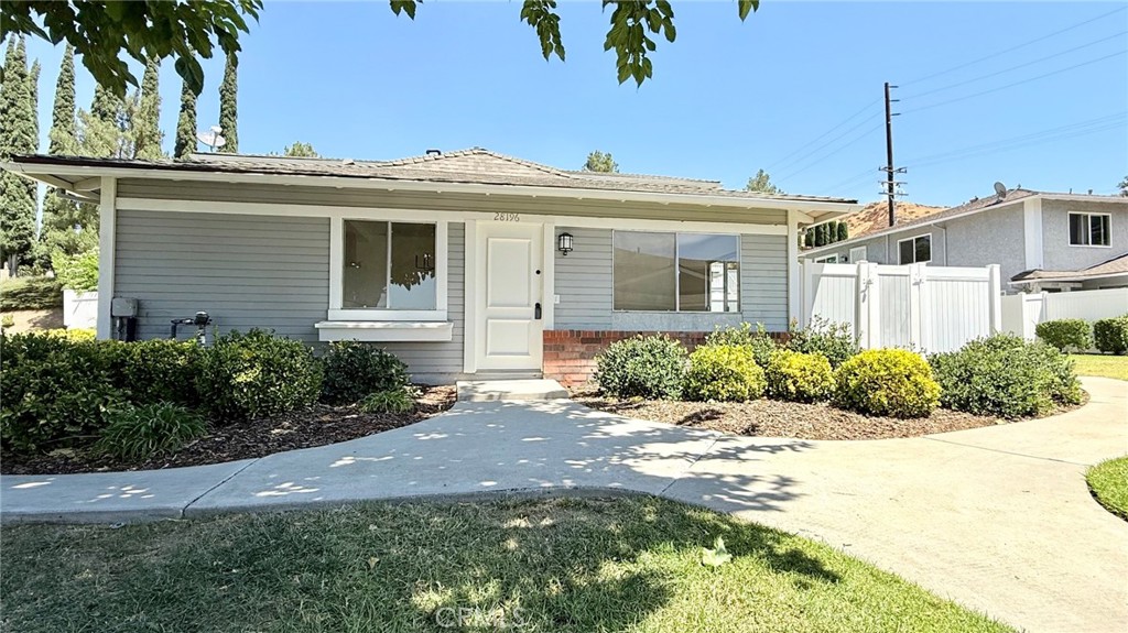 28196 Robin Property Photo 1