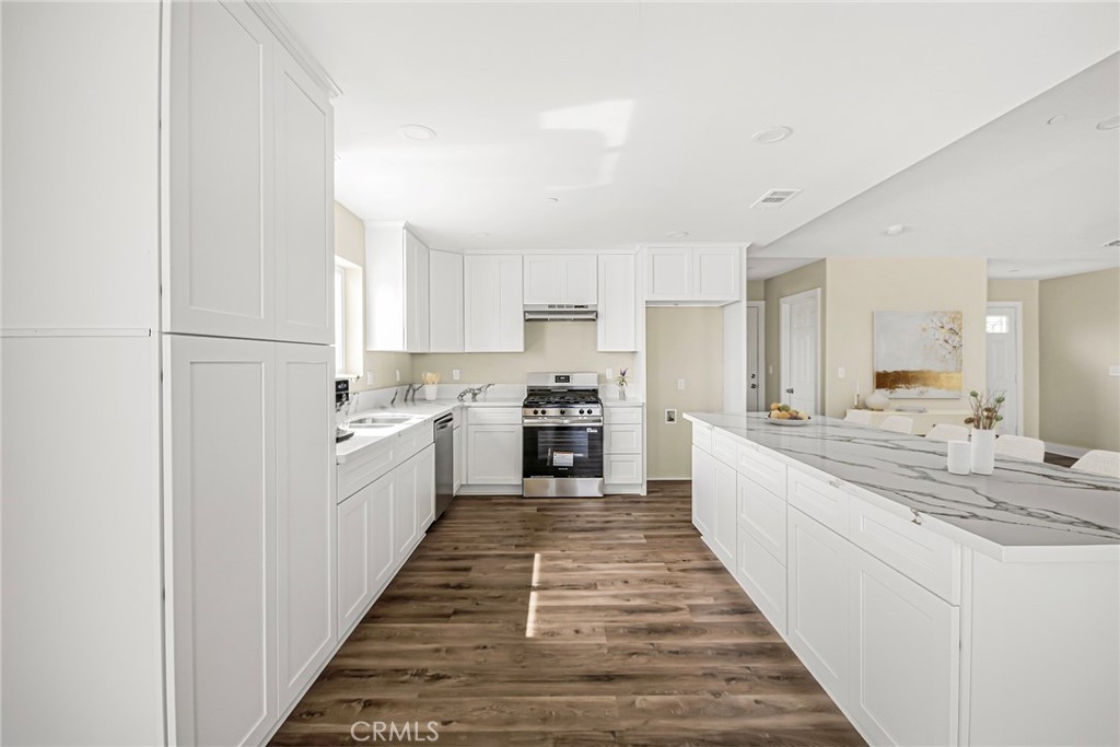 15096 Walnut Street Property Photo 8