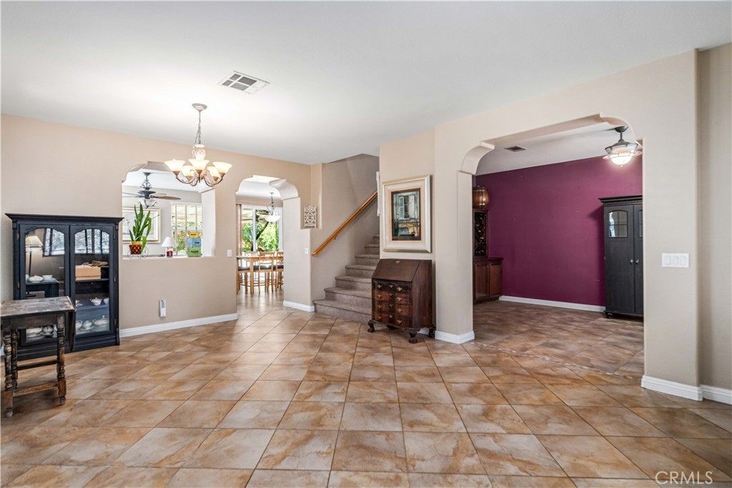 39361 Chantilly Ln Property Photo 9