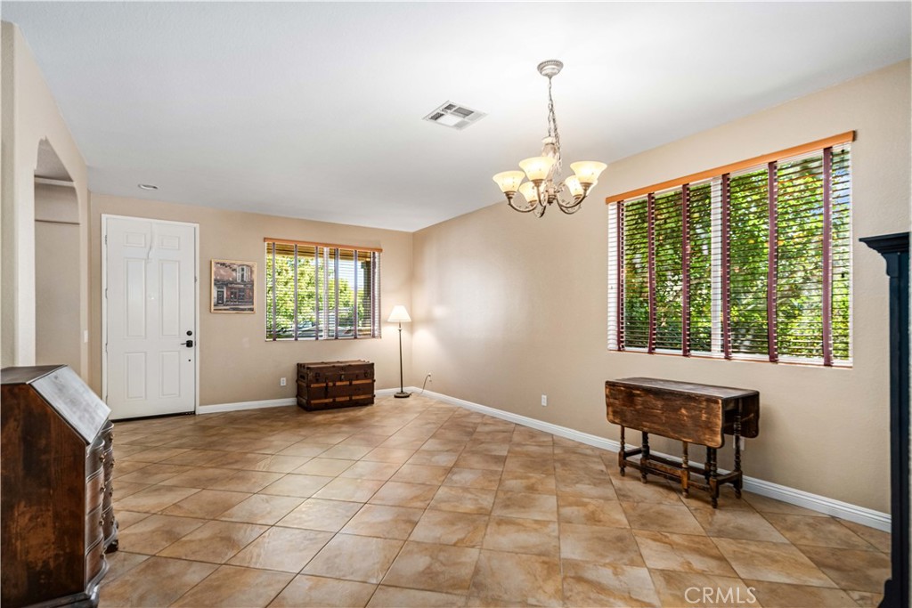 39361 Chantilly Ln Property Photo 14