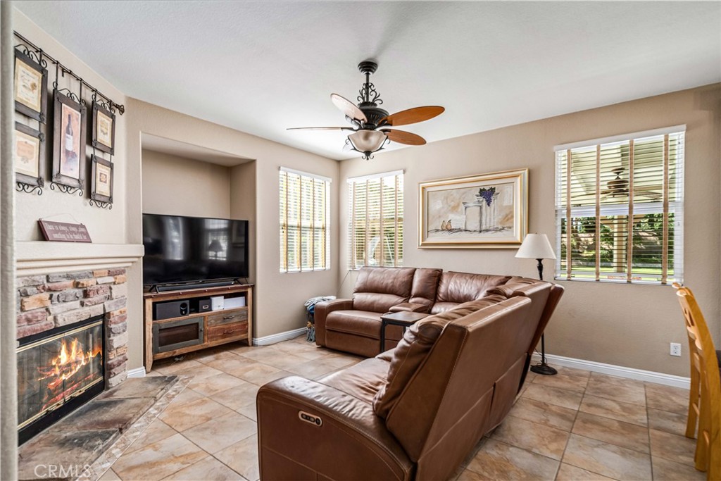 39361 Chantilly Ln Property Photo 15