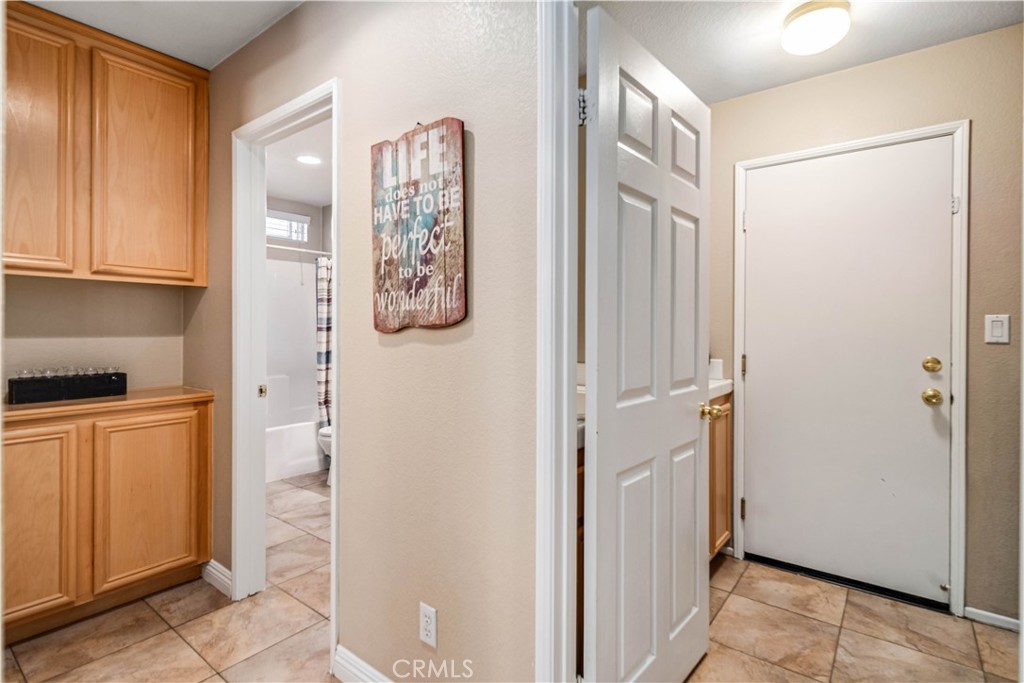 39361 Chantilly Ln Property Photo 23