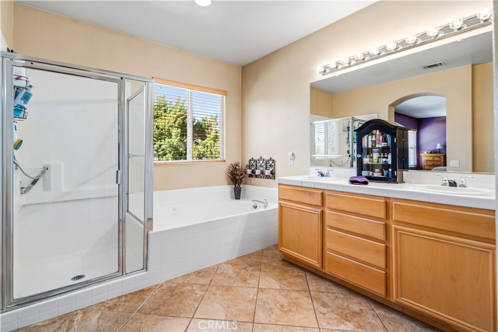 39361 Chantilly Ln Property Photo 32