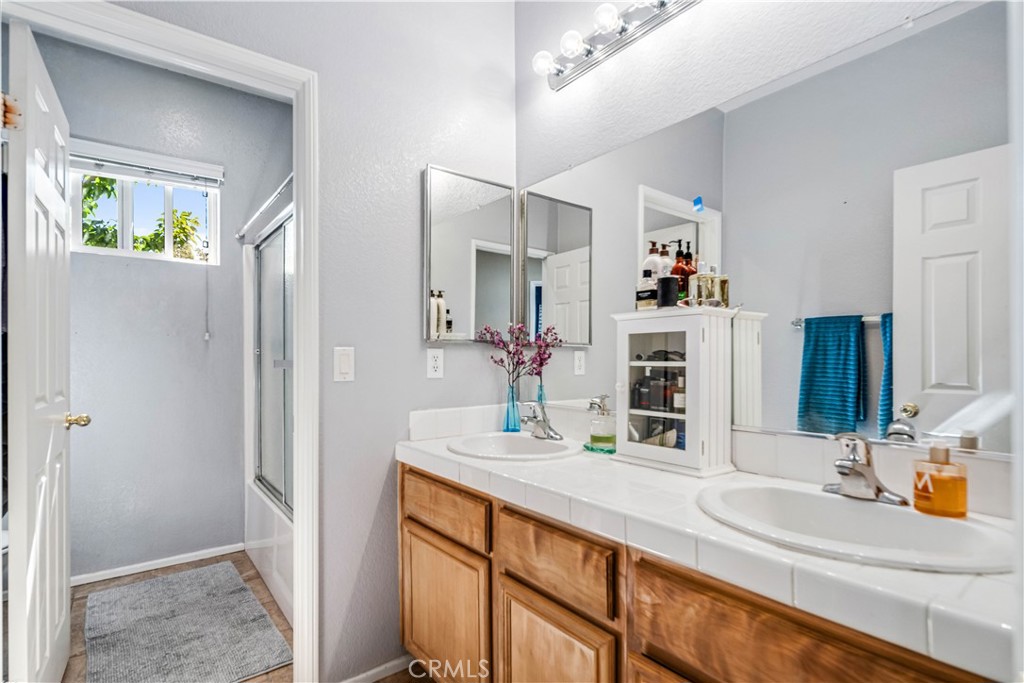 39361 Chantilly Ln Property Photo 40