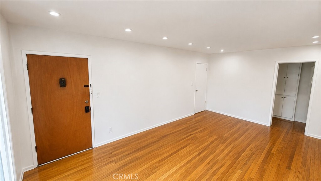 1132 S Holt 7 Property Photo 2