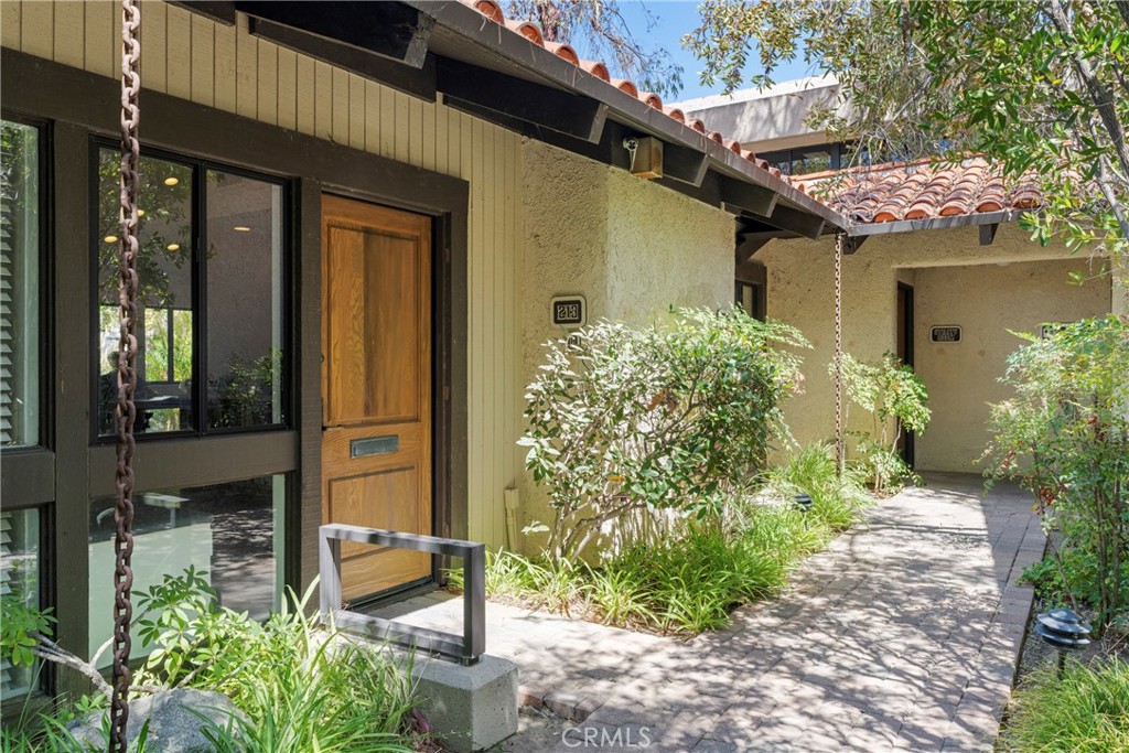 23501 Park Sorrento 213 Property Photo 10