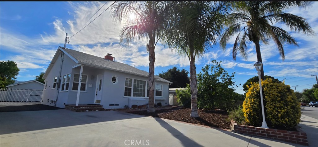 24943 Chestnut Property Photo 1