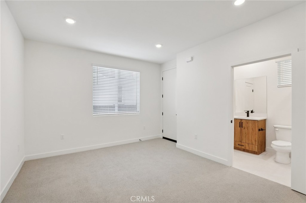 1693 Coral Sea Lane Property Photo 31
