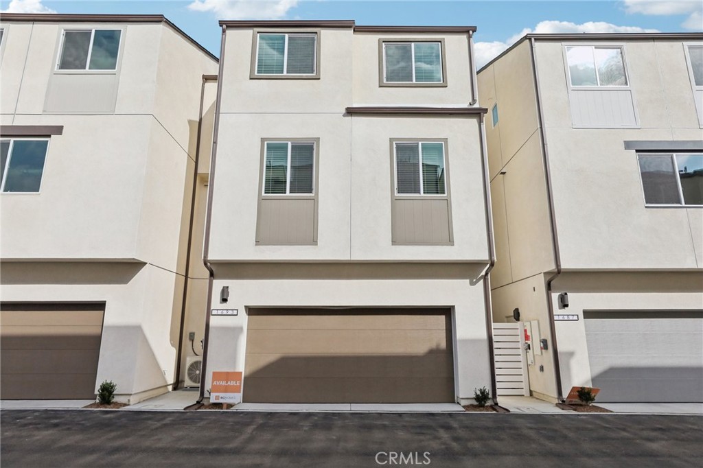 1693 Coral Sea Lane Property Photo 33